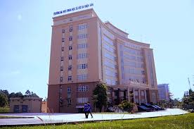 Các cơ sở giáo dục đại học tại việt nam gồm các hệ thống trường đại học tập hợp nhiều trường đại học thành viên cùng các trường đại học chuyên ngành, đa ngành và học viện, với hà nội là đầu tàu về giáo dục. Top 40 TrÆ°á»ng Ä'áº¡i Há»c Ä'ang Há»c Nháº¥t Táº¡i Tp Hcm Toplist Vn