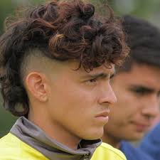 Sociedad Deportiva Aucas added...