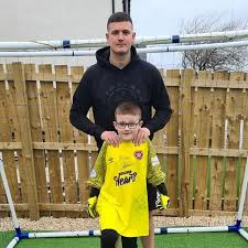 Craig Gordon's Auchinleck gesture revealed as opposite number Andy Leishman  hails 'class act' Hearts captain