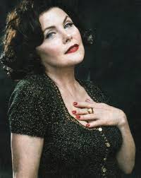 Con News: Baltimore Comic-Con welcomes Sherilyn Fenn!