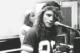 To date, the band has sold over 130 million albums worldwide. Bon Jovi 80er Anos 80 Gif Find On Gifer