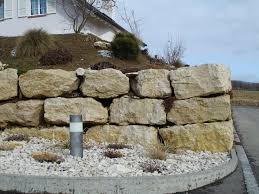 18 Grosse Natursteine Fur Garten Natursteine Garten Steine