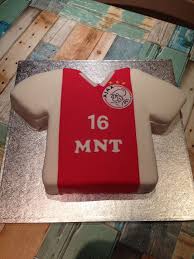 ajax shirt taart taart kindertaarten meisjes voetbal