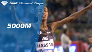 Sifan hassan rubrica el doblete en medio del terremoto. Sifan Hassan Turns On The Jets At The Bend And Wins The 5000m In Brussels Iaaf Diamond League 2019 Youtube