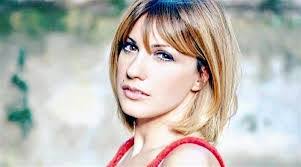 Lisa Canto's Instagram, Twitter & Facebook