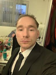 Hi from Sweden nice meeting you all here 😌✌️