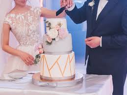 The best wedding cake flavor ideas and combinations. The Best Cake Flavors A Comprehensive List For Your Wedding