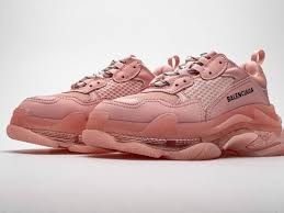 Balenciaga Triple S Clear Sole Sneaker Light Pink Fashion Shoes Flats Women Nike Shoes Outfit Spring Shoes Sandals
