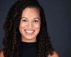 Lisa Rigoli's Instagram, Twitter & Facebook