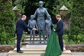 Around 600 burda media products revolve around topics that awaken passion. Prinzessin Diana Statue Der Garten Die Prinzen Und Die Skulptur Stern De