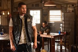 The second season of mayans m.c., an american crime drama, premiered on fx, on september 3, 2019, and concluded on november 5, 2019. Is Mayans Mc Season 2 On Hulu