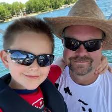 Corey Gillespie (@jdfarm1914)