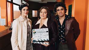 Agatha christie's masterful storytelling gets a soupçon of french flair in these attractive, witty mysteries. Costumes Decors Ambiance Dans Les Coulisses Des Petits Meurtres D Agatha Christie 70 S