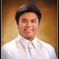 Drexell Bergstrom's Instagram, Twitter & Facebook