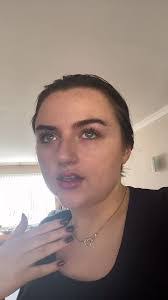 Shannon Dever's Instagram, Twitter & Facebook