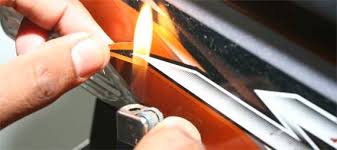 Tapi, kalau kamu ingin stikernya menempel dengan kuat, ikuti cara ini Begini Cara Melepas Stiker Motor Yang Mudah Dan Ampuh