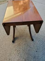 Vintage duncan phyfe coffee table with glass top needs a new home! Duncan Phyfe Drop Leaf Table For Sale Ebay