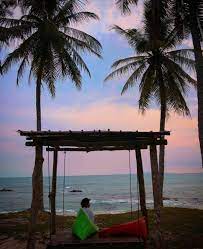 Pantai klara, pantai mutun, pantai marina kaliandra,. Pantai Marina Lampung Pesona Batu Karang Ombak Hingga Kisah Misterinya Yang Menarik Untuk Dikunjungi