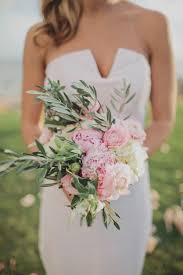 Pinterest 5 fall wedding bouquets. This Beautiful Bride Underwent Surgery 5 Days Before Her Wedding Garden Rose Bouquet Wedding Fall Wedding Bouquets Wedding