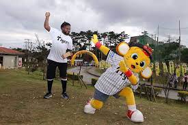 キャンプフォト 一軍 沖縄 宜野座 春季キャンプ2016 阪神タイガース公式サイト 阪神タイガース 球団マスコット 宜野座