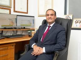 Members of Portsmouth and District Beekeeping Association say 'beekeeping  exploded' during lockdown and are set to hold first convention of the year  at Trafalgar School in Portsmouth