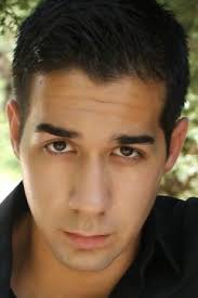 Ryan Pablo Foster : biographie, filmographie, photos & vidéos