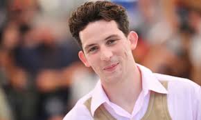 Pot heads: why everyone's fired up about ceramics