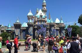 You'll soon be welcomed back to enjoy the magic of the disneyland resort theme parks! Ein Besuch Bei Walt Co Das Disneyland California Usa Tag 37 39 58 Grad Nord