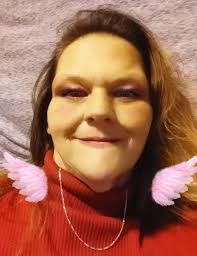 Kimberly Potts's Instagram, Twitter & Facebook