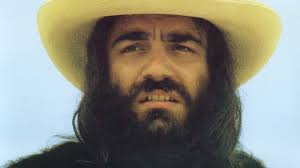 Imut il-kantant Demis Roussos