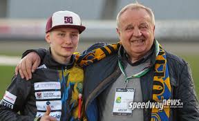 Mateusz hrabia bartkowiak herbu renifer ur. Mateusz Bartkowiak Wraca Do Jazdy