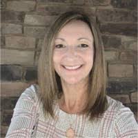 Pamela Howlett's Instagram, Twitter & Facebook