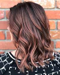 Cheveux longs mèche ou pas mèche? Cheveux Rose Brown La Nouvelle Tendance Coloration Pour Les Brunes Cheveux Rose Cheveux Bruns Cheveux