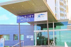 1 holman st, bunbury wa 6230, austraalia. Bunbury Hotel Koombana Bay Holiday Residences Bunbury
