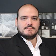 Robert Tagorda's Instagram, Twitter & Facebook