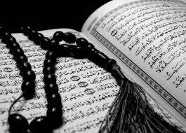 Hal ini bisa dilihat dari beberapa hadits rasulullah shallallhu 'alaihi wasallam yang salah satunya berbunyi begini: Cara Melantunkan Al Quran Dengan Suara Merdu Kumparan Com