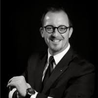 2100+ "*** Strub" profiles