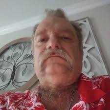 Elaine Lupo's Instagram, Twitter & Facebook