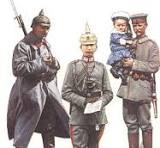 German uniforms World War One > WW2 Weapons