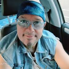 Experienced drummer seeking rock band in West Bend, WI