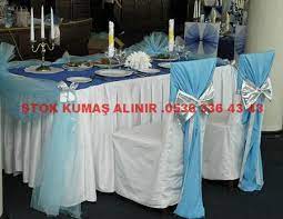 Öncelikle masa örtülerinde hangi kumaşlar kullanılıyor ona bakalım sonra sırayla bu i̇pek masa örtüsü kullanmak istiyorsanız makinenizde santrifüj işlemi yaptırmadan 30 derecede yıkamalı ve ılık ısıda buharsız ütülemelisiniz. Masa Ortusu Nasil Yikanir Kumas Istanbul