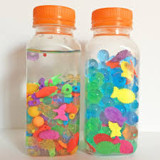 Los juegos para 2 jugadores están disponibles en prácticamente todos los géneros imaginables. 7 Botellas Sensoriales Caseras Para Bebes Con Cosas Que Tienes Por Casa