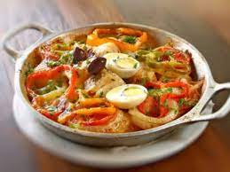 O bacalhau à portuguesa é uma das deliciosas heranças gastronômicas que os portugueses nos aqui no tudoreceitas mostramos como fazer um bacalhau cozido à portuguesa com batata, cebola. 11 Receitas De Bacalhau A Portuguesa Para Um Almoco Diferente E Gostoso