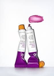 So, what's in glossier balm dotcom? Glossier Berry Balm Dotcom Just Might Be The Prettiest Shade Yet Stylecaster