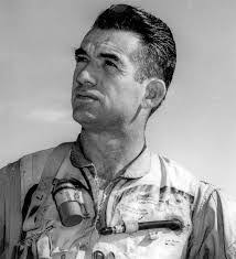 Arthur Hawkins's Instagram, Twitter & Facebook