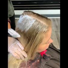 This Is Using Redken Shades Eq Formula Toner 10vv 10n 9p 9v 8grams Each 9b 4grams 6r Half A Cap Full Clea Hair Stylea Hair Stylist Redken Shades