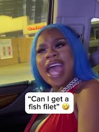 Hilarious Roach Killing Encounter with Suki and Marco