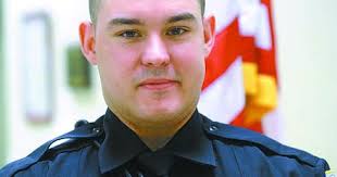 Decatur police officer receives Medal of Valor for fire rescue