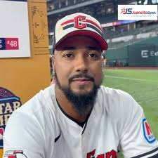 Emmanuel Clase es el mejor cerrador de la actualidad. , Recuerda hacer tu  jugada en @juancitosport.do una banca para fans.