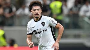 Fluminense não desiste de ex-Botafogo para a zaga após oferta de quase R$ 40 milhões recusada